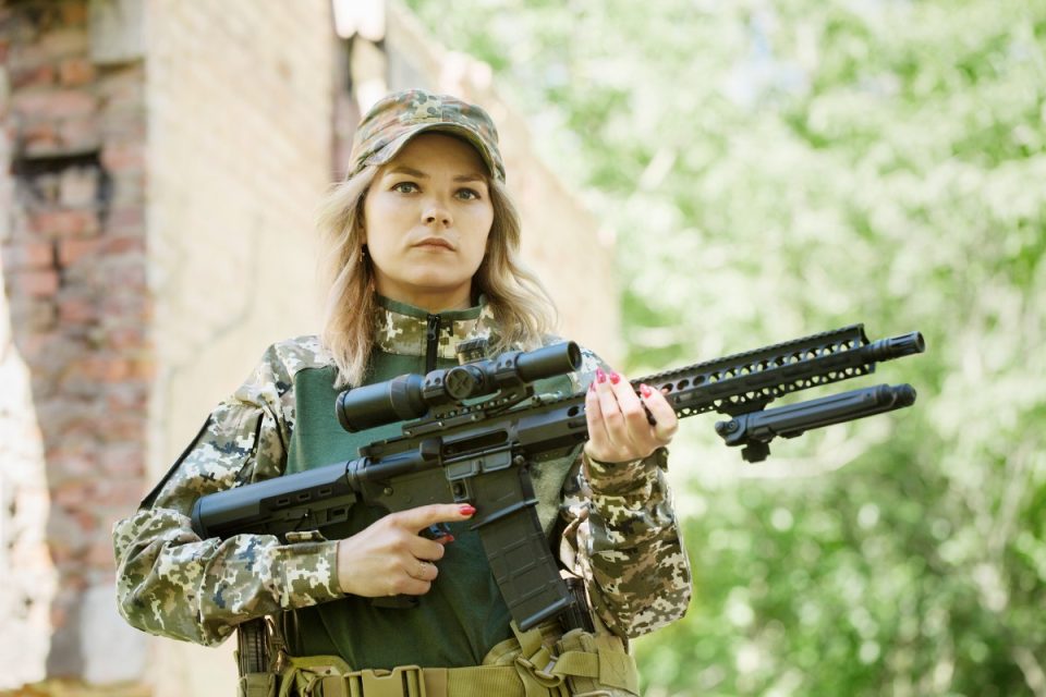 ukrainian civilians AR-15
